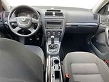 Škoda Octavia (2009) 1.6 i, AC - náhled 8
