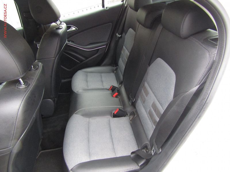 Mercedes-Benz GLA (2016) 2.2CDi 200d 4Mat, ČR, AT - fotka 10 z 19