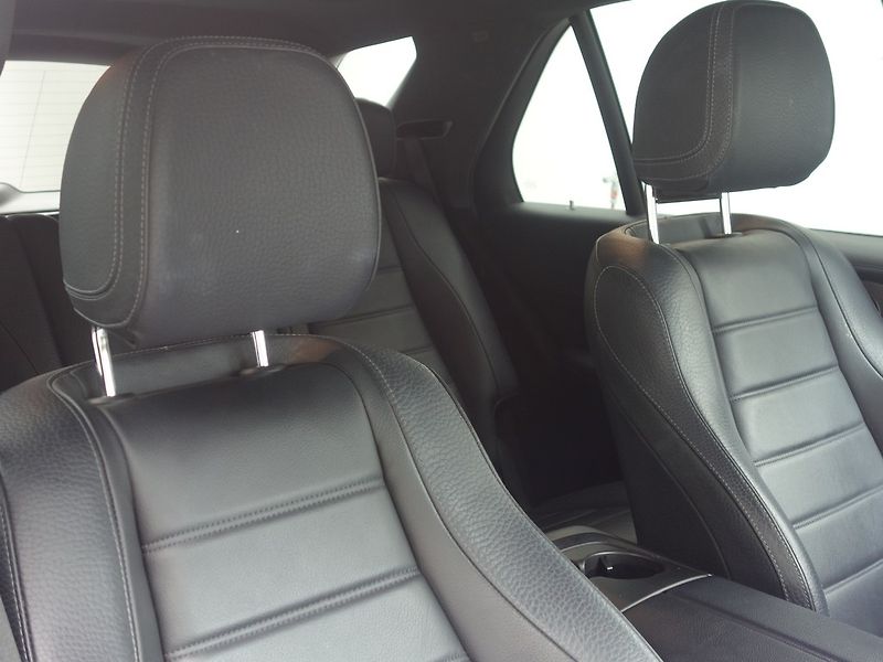 Mercedes-Benz GLE (2021) 400d*4M*AMG*PAN*WEBASTO*TOP*CZ - fotka 16 z 50