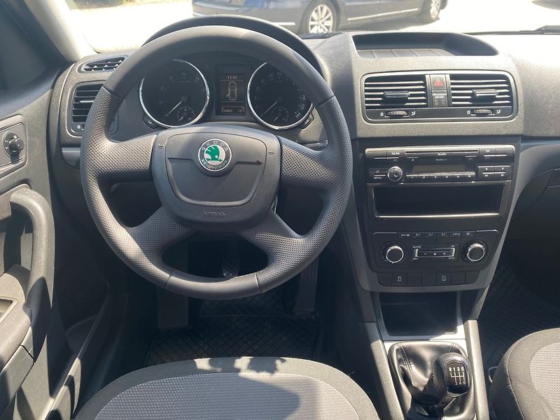 Škoda Yeti (2012) 1.2 TSi 77 kW - fotka 8 z 17