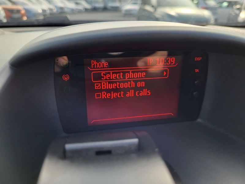 Ford Fiesta 1.6 L Duratorq TDCi 66kW TREND - fotka 17 z 47