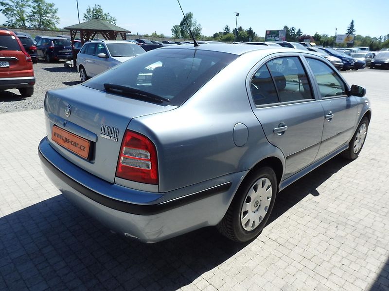 Škoda Octavia 1.6i 75 kW ZÁLOHOVÁNO - fotka 4 z 14