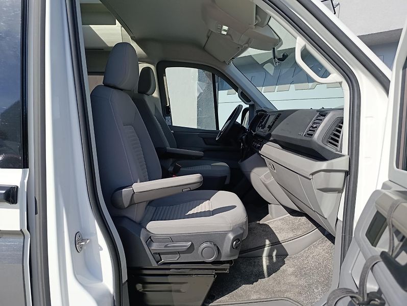 Volkswagen Grand California 2.0TDI 130kW DSG  - fotka 23 z 50