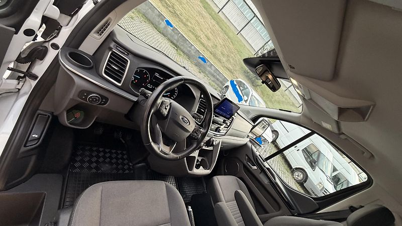 Ford Tourneo Custom (2020) TITANIUM L2 2.0 96kW, odpočet, - fotka 19 z 38
