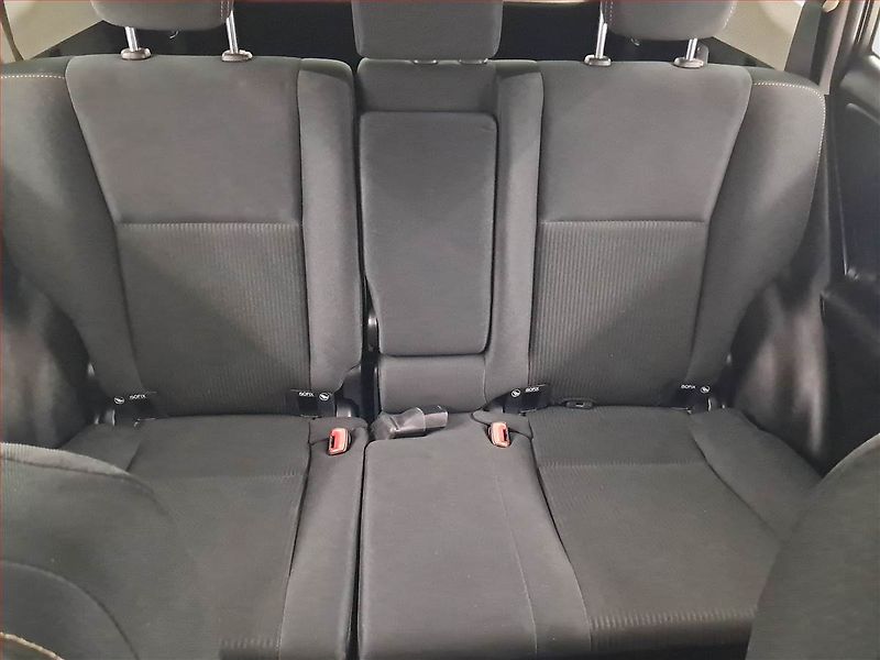 Toyota RAV4 (2014) 2.2 D-4D, 4X4, Xenony - fotka 10 z 20
