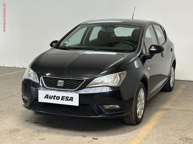 Seat Ibiza (2014) 1.2 TSi, Style, TZ, kola - fotka 3 z 19