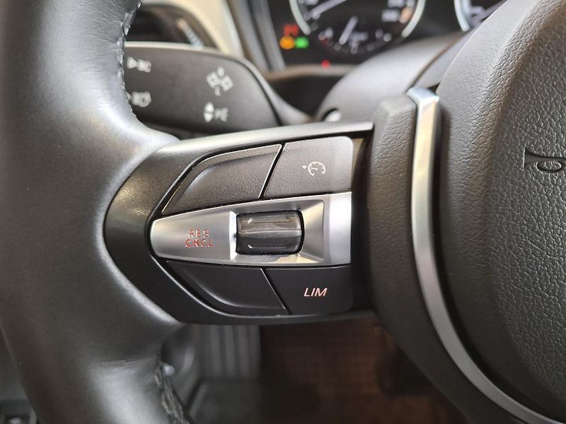 BMW X1 xDrive18d X-Line - fotka 16 z 23