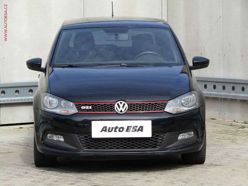 Volkswagen Polo (2013) 1.4 TSI, ČR, GT, DSG - fotka 2 z 16