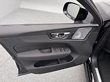 Volvo XC60 (2026) B5 AWD AUT PLUS BLACK EDITION - náhled 7