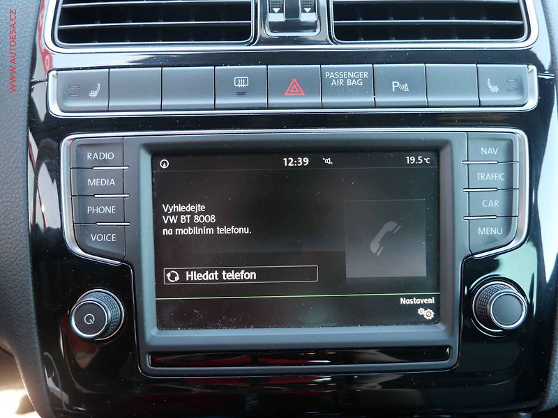 Volkswagen Polo (2016) 1.0 MPi, R-line - fotka 19 z 25