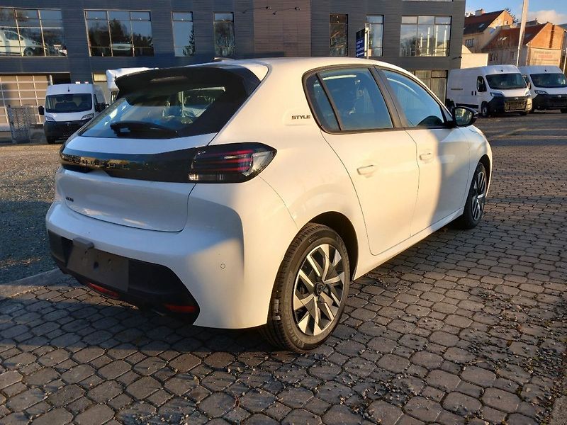 Peugeot 208 208 BUSINESS Hybrid 110 e-DCS6 - fotka 5 z 6