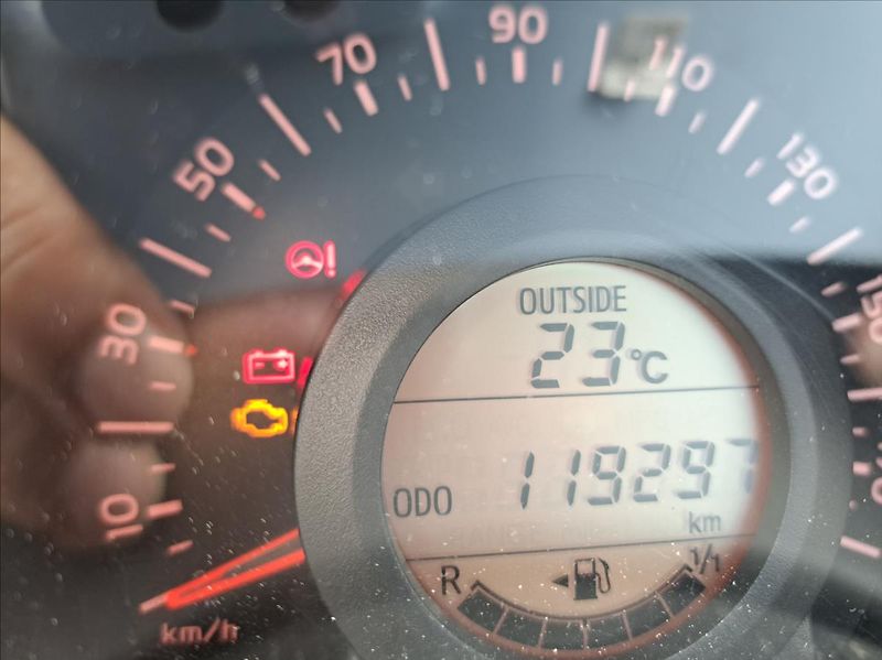 Peugeot 108 1,0 i - fotka 18 z 28
