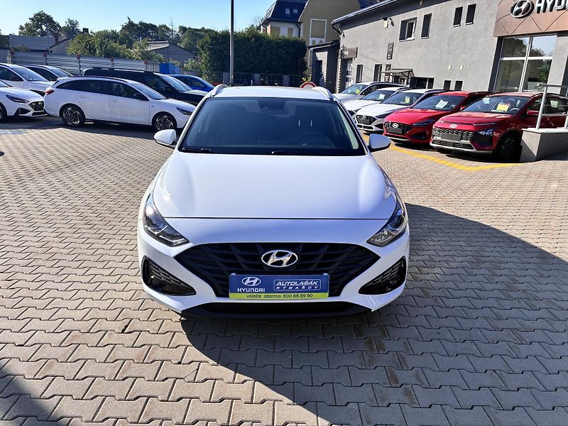 Hyundai i30 WG 1.0T-GDi 88kW,1.MAJITEL,ČR  - fotka 2 z 25