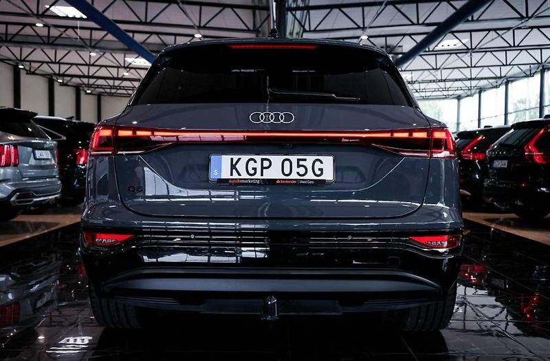 Audi Q6 e-tron Q 360kam Tažné Auto. Park. - fotka 8 z 38