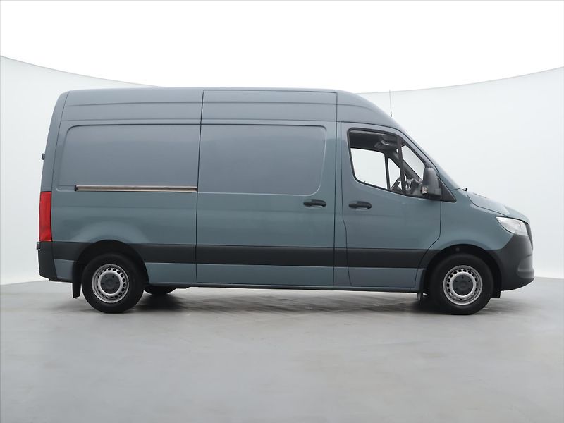 Mercedes-Benz Sprinter 2,1 314 CDI 105kW L2H2 DPH CZ - fotka 8 z 29