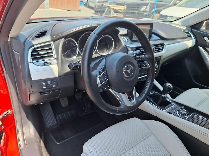 Mazda 6 (2016) 2,2D Sports-Line bílá kůže  - fotka 12 z 18