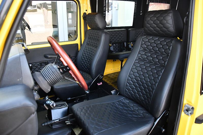 Mercedes-Benz Třídy G PUCH 230 GE AMG KABRIO 8MÍST - fotka 16 z 47