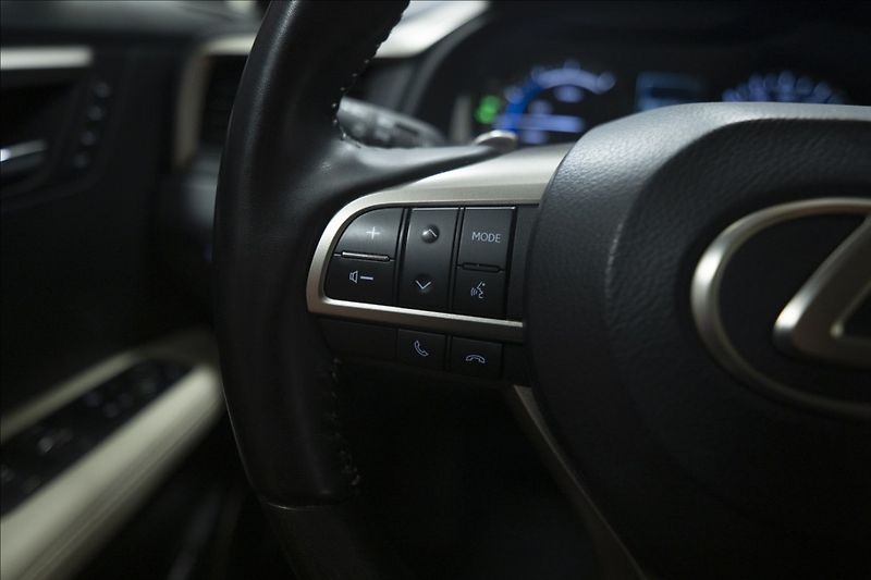 Lexus RX 3,5 AWD HYBRID 1. MAJITEL ČR - fotka 28 z 50