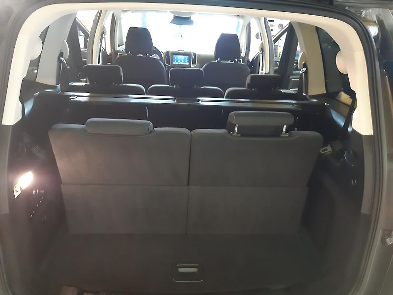 Ford Galaxy 2.0 TDCI 4X4 NAVI 7 míst       - fotka 28 z 36