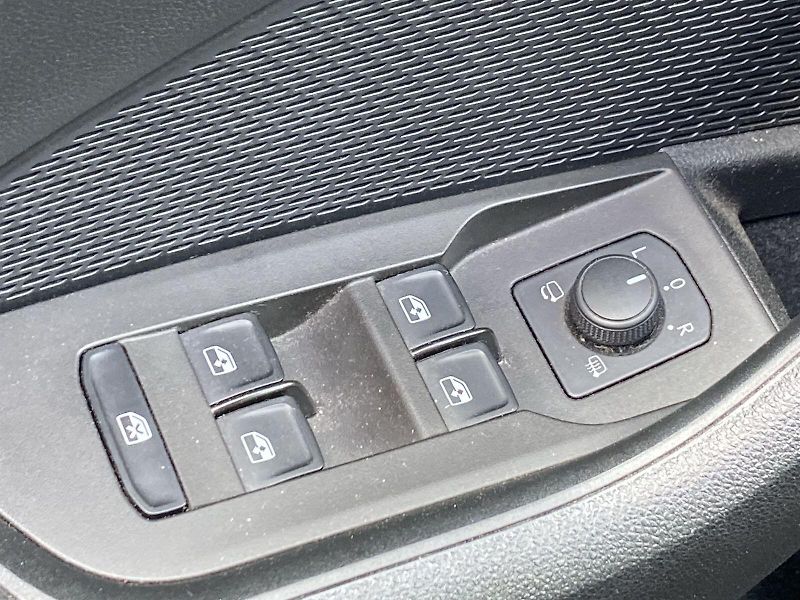 Škoda Octavia (2023) 2.0 TDI DSG SportLine - fotka 19 z 35