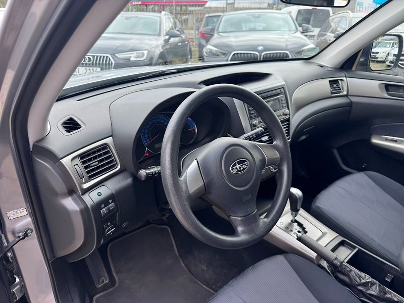 Subaru Forester (2008) 4X4 2,0i 110 KW AUTOMAT KOLA - fotka 19 z 41