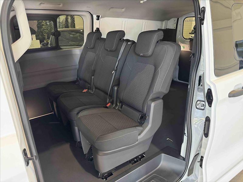 Ford Transit Custom (2026) 2,0 Kombi Van Trend 320 L2  Ec - fotka 13 z 16