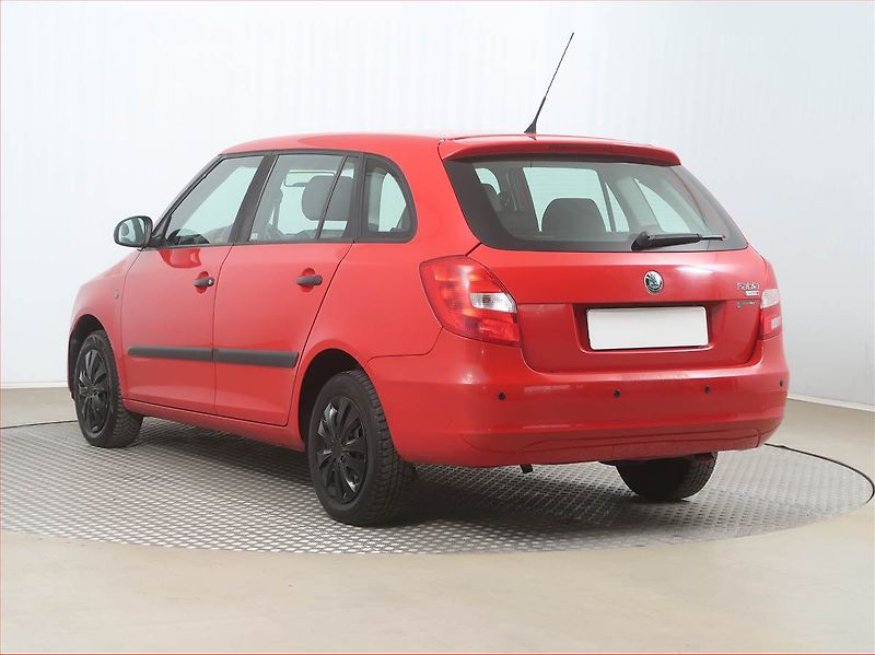 Škoda Fabia (2008) 1.2 12V, po STK, pěkný stav - fotka 4 z 13