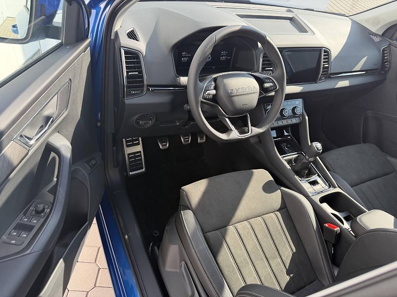 Škoda Karoq (2026) Dynamic 6MP 1,5 TSI - fotka 3 z 6