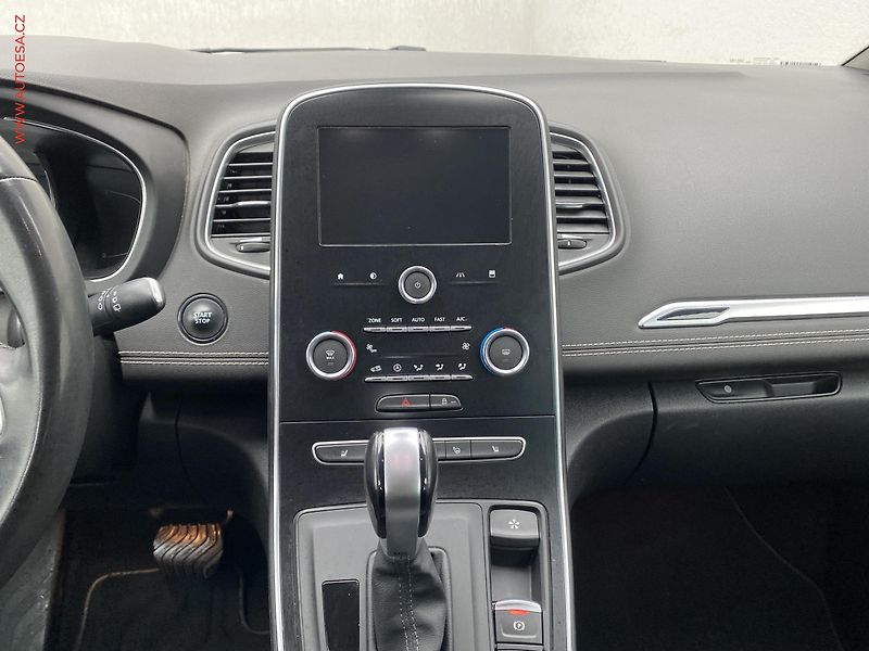 Renault Grand Scénic (2019) 1.3 TCe, ČR, Intense, AT - fotka 12 z 18
