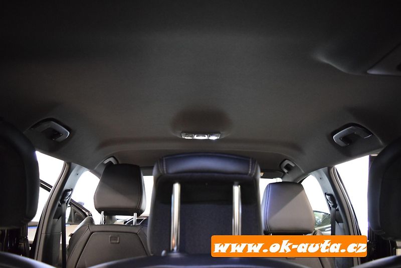 Peugeot 5008 1.5 BHDI GT LINE 7 MÍST 2021 - fotka 17 z 71