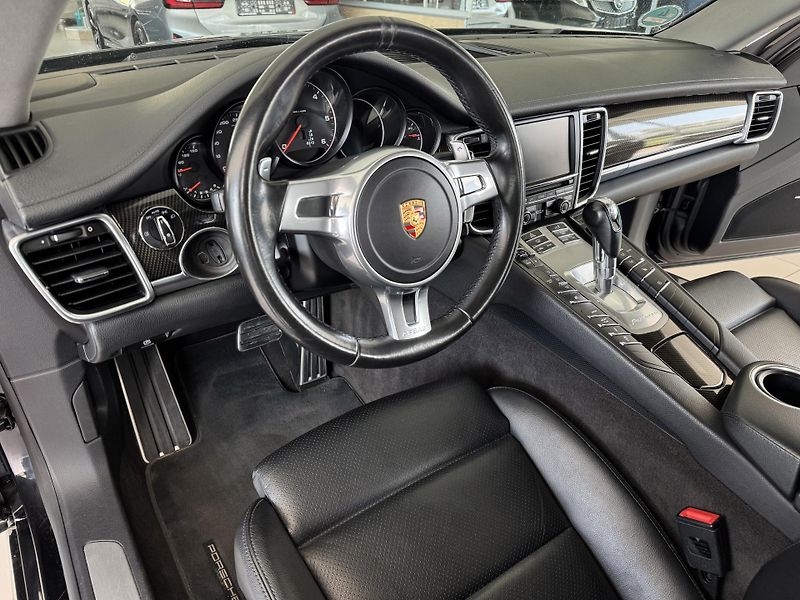 Porsche Panamera Diesel*221kW*Chrono*Webasto - fotka 9 z 33