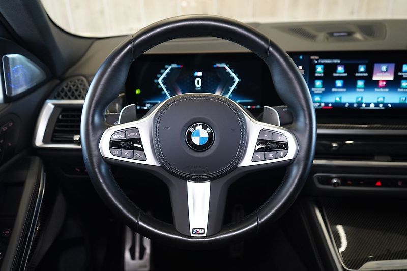 BMW X6 40d xDrive, B&W, Pano, Tažné - fotka 26 z 50