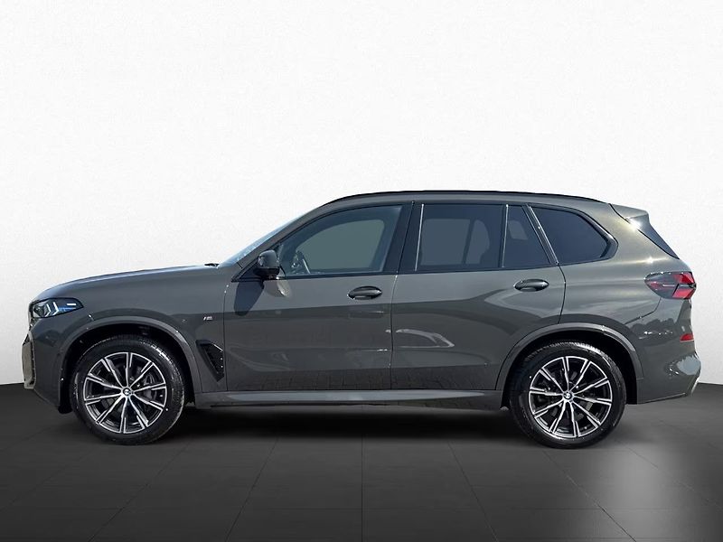 BMW X5 xDrive30d M-Sport DAPro 360 - fotka 3 z 15