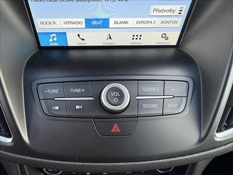 Ford C-MAX 1,5 TDCi 88kW Xenon,Výhřev,Nav - fotka 12 z 36