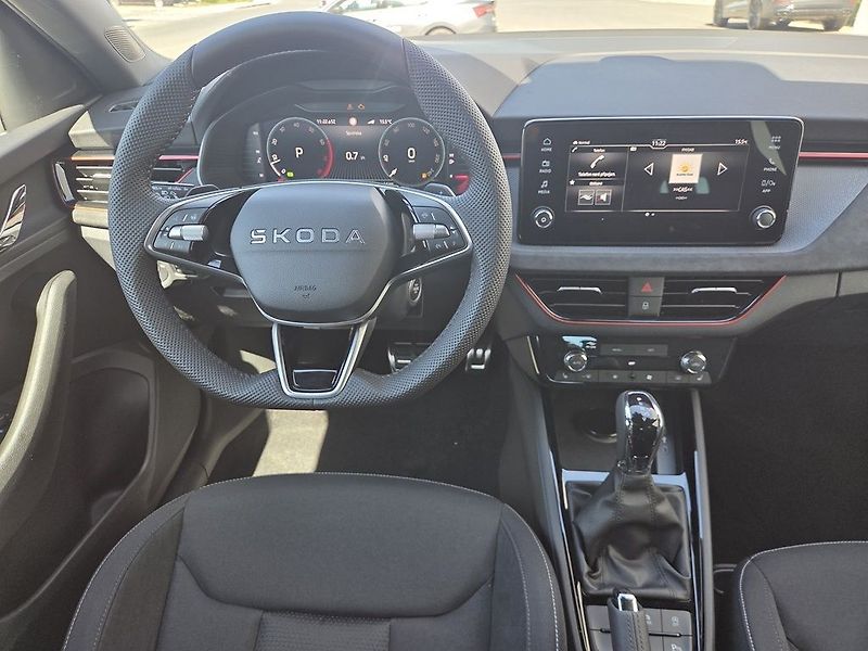 Škoda Scala Dynamic 1,5TSI 110kW - fotka 10 z 14