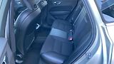 Volvo XC60 MOMENTUM PRO, B4 AWD, 145+10 k - náhled 10
