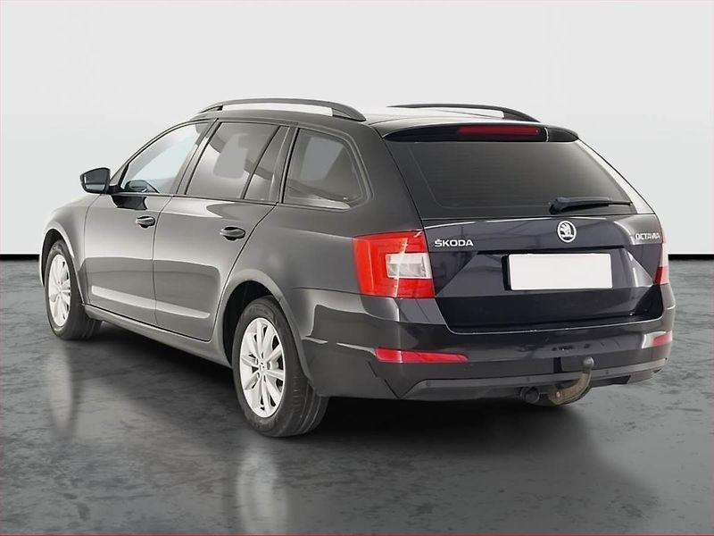 Škoda Octavia (2015) Elegance 1.6 TDI, Serv.kniha - fotka 4 z 22