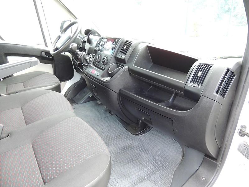 Peugeot Boxer (2018) 2.0HDi,96kw,sklápěč+hydr.ruka - fotka 59 z 73