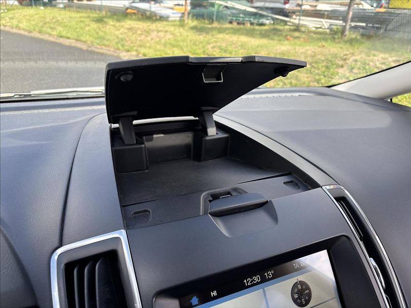 Ford S-MAX 2,0 TDCi 110 kW Titanium - fotka 34 z 45