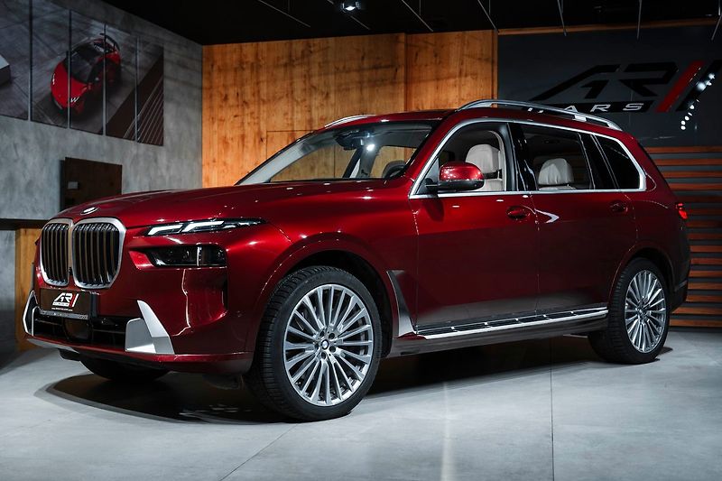 BMW X7 40i - fotografie inzerátu