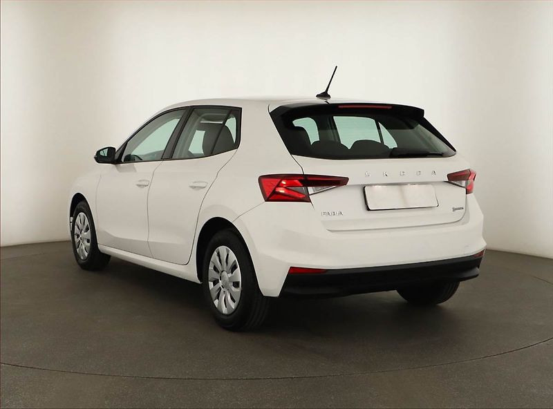 Škoda Fabia (2021) 1.0, Serv.kniha, Tempomat - fotka 4 z 16