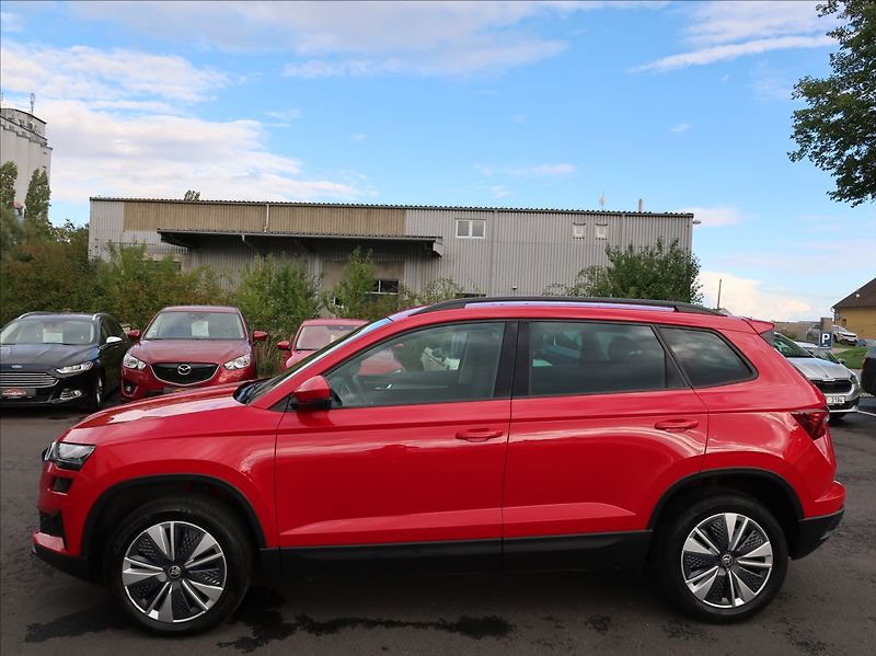 Škoda Karoq 2,0 TDi,1majČR,Style,Serv.,DPH - fotka 5 z 26