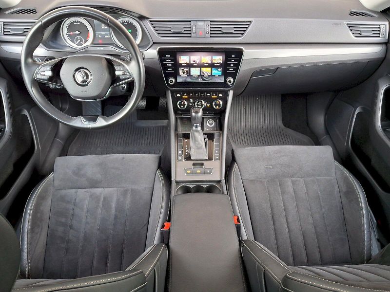 Škoda Superb (2021) Style Plus DSG 2,0TDi 110kW - fotka 5 z 35