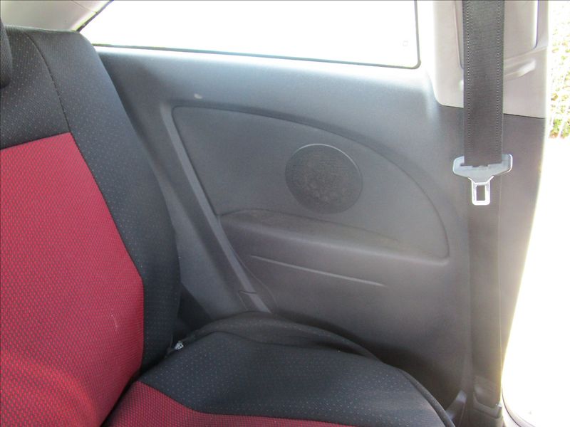 Opel Corsa 1.2i  Klima - fotka 22 z 34