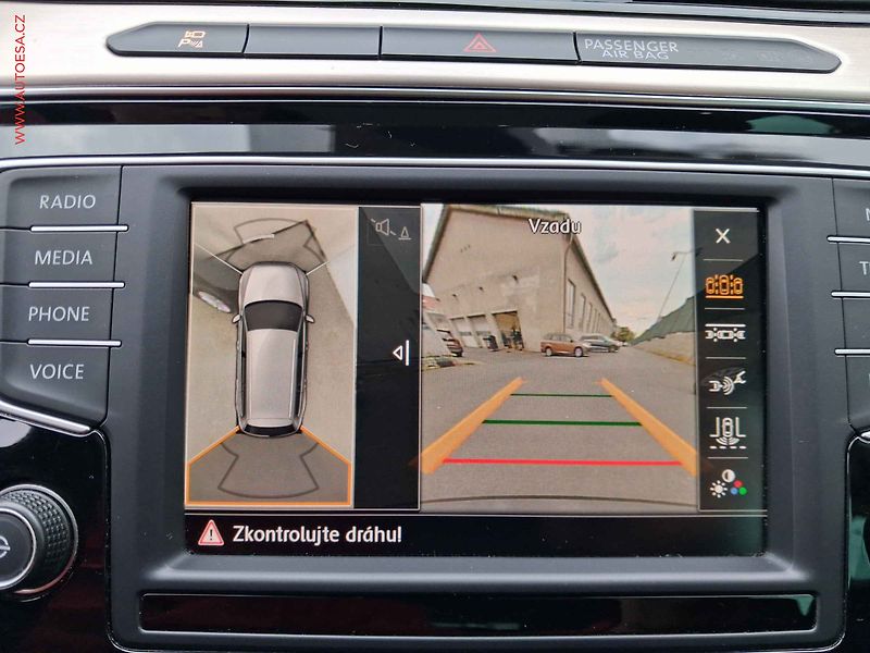 Volkswagen Passat (2015) 1.8 TSi, Highline, DSG, +ALU - fotka 17 z 21