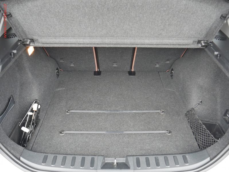 BMW X1 (2013) 2.0xd xD, AT, bixen - fotka 7 z 22