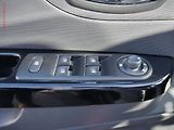 Renault Captur (2016) 1.2 TCe, AT, park.asist - náhled 11