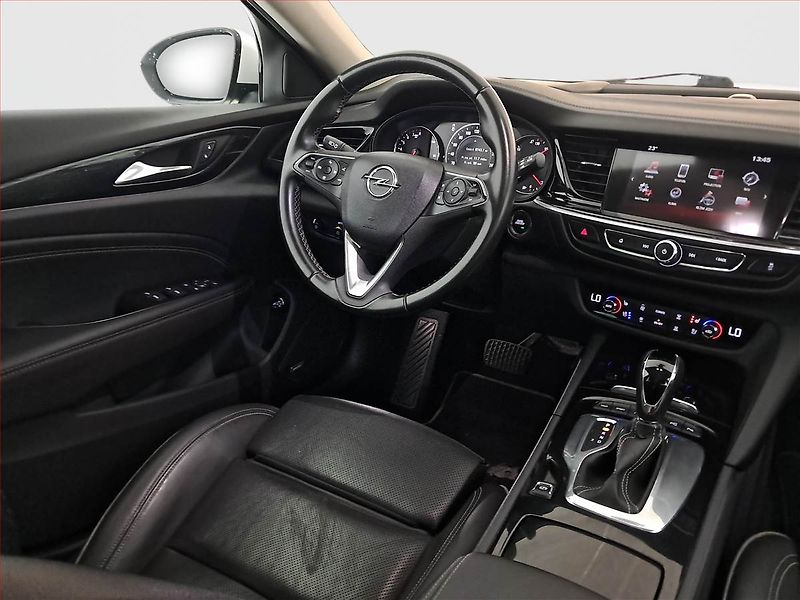 Opel Insignia (2018) 2.0 Turbo 4x4, 4X4, Automat - fotka 7 z 21