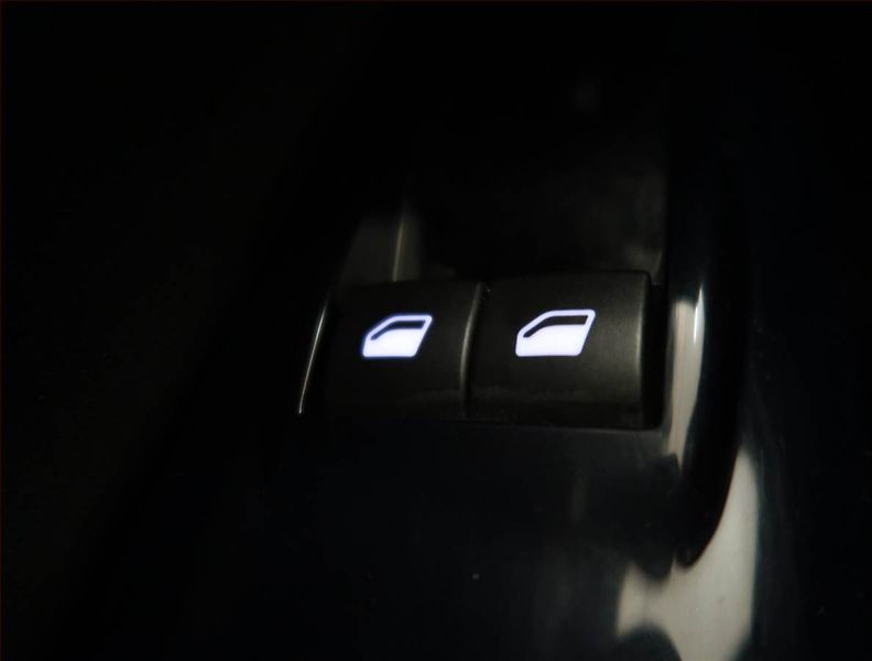 Citroën C4 Cactus (2017) 1.6 BlueHDi, Serv.kniha, Navi - fotka 13 z 13