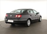 Volkswagen Passat (2005) 2.0 FSI, Automat, nová STK - náhled 4
